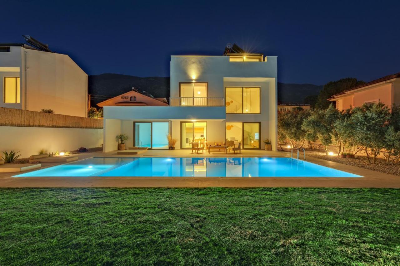 Villa Neo With 2 Private Pools, Bbq, Jacuzzi And Sauna Fethiye Exterior photo